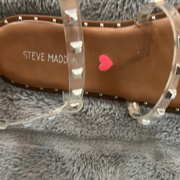 Girls Steve Madden Sandals - Picture 2 of 5